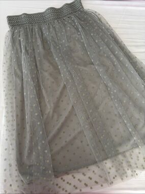 Metro Wear Gray Polka Dot Tulle Midi Skirt